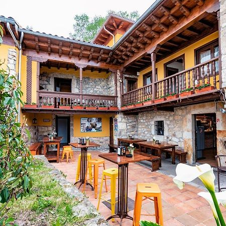 Albergue Santa Marina Buelna Exterior photo