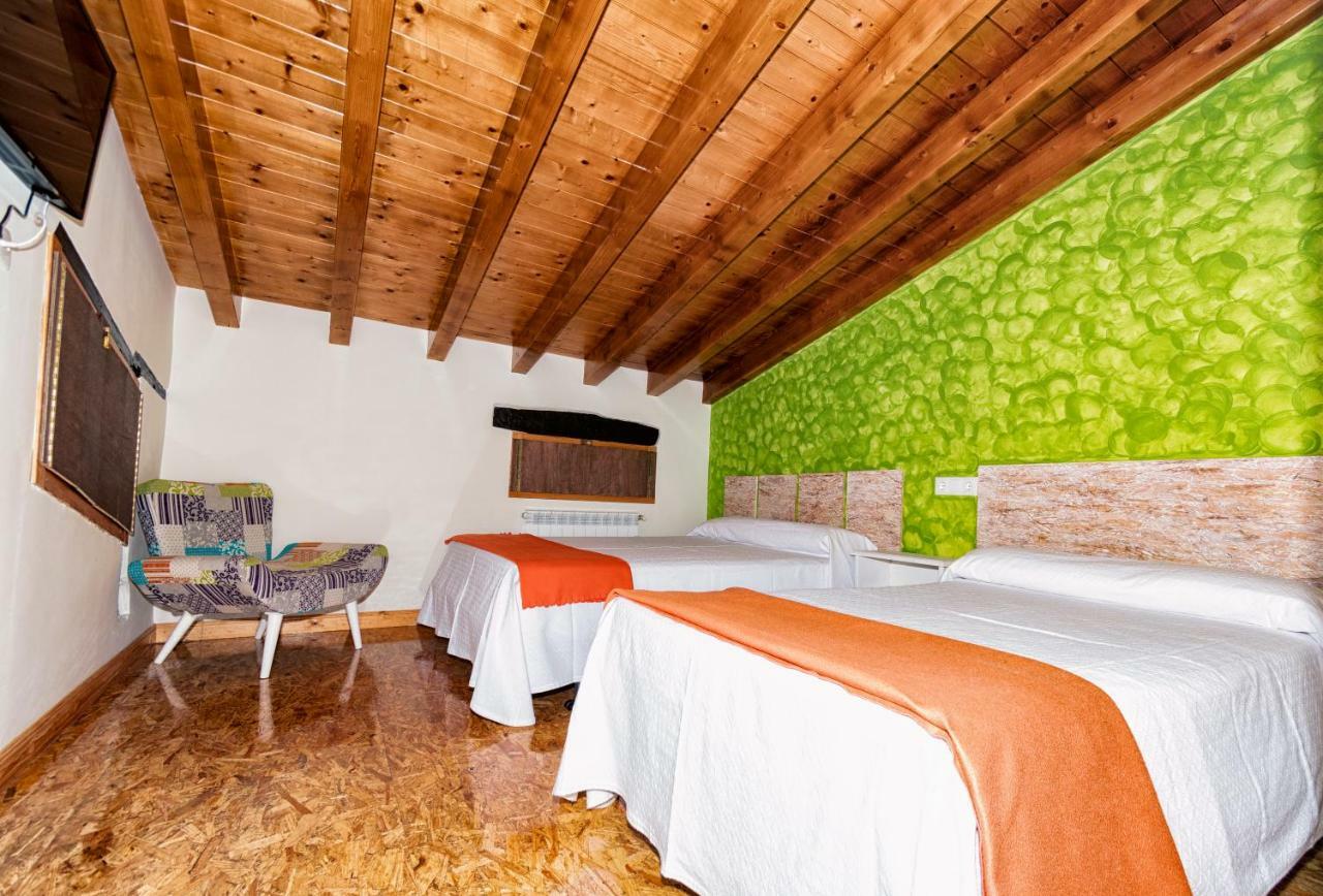 Albergue Santa Marina Buelna Exterior photo