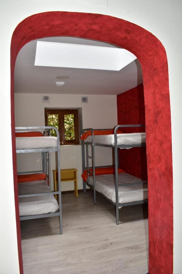 Albergue Santa Marina Buelna Exterior photo